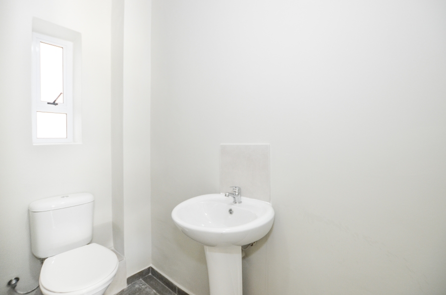 1 Bedroom Property for Sale in Haasendal Western Cape